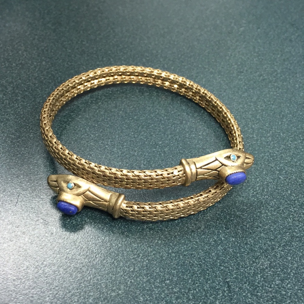 Stella and dot gold snake bracelet